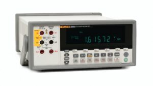 Fluke Calibration 8808A präzises 5,5 stelliges Digitalmultimeter