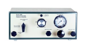 Fluke Calibration 3990 manueller Druckregelsatz für pneumatische Druckkalibrierungen bis 207 bar