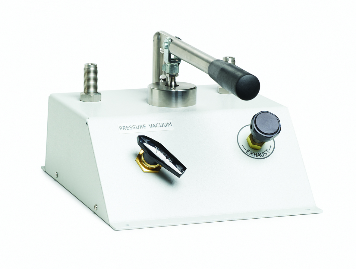 Fluke P5510 Pneumatic Pressure Comparator